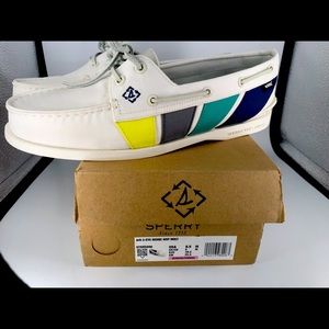 Sperry Bionic boat shoes size 8.5